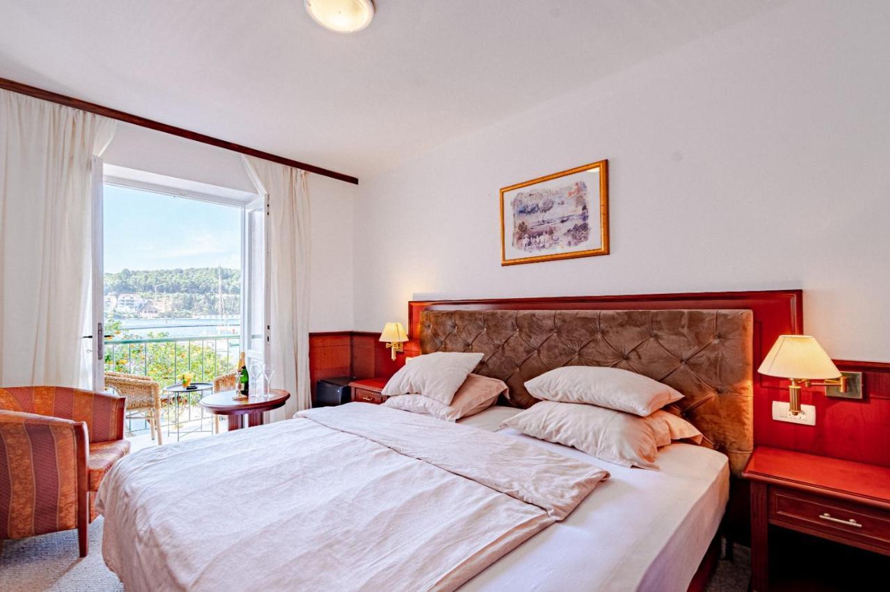 Hotel Dalmacija Vela Luka Esterno foto